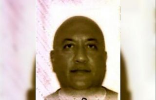 Mısır asıllı Amerikan vatandaşı turist otomobilde...