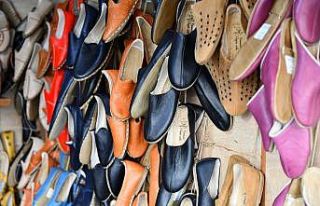 Moldovalı seramik ustası Esenyurt’ta kurulan Zanaatkarlar...