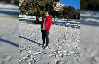 Motosikletle şarampole düşen üniversite öğrencisi...