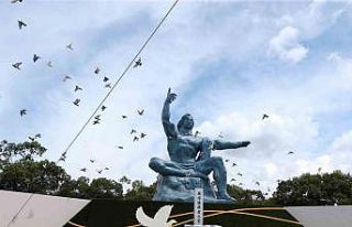 Nagasaki’de atom bombası kurbanları felaketin...