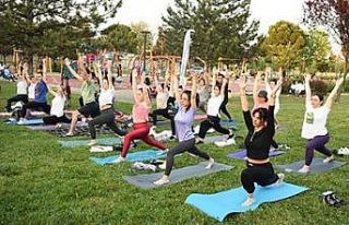 Nilüfer’de yogaya büyük ilgi