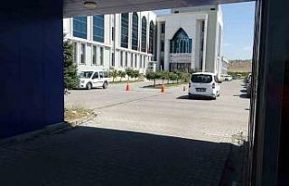 Nişanlısını öldürdüğü iddia edilen kadın...