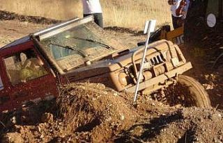 Off-road tutkunlarından nefes kesen gösteri