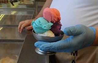 Öğlen sıcakları dondurmacıların işini gece...