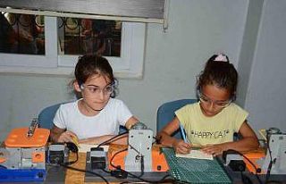 Öğrenciler bilimsel el berecilerini Mersin Büyükşehir...