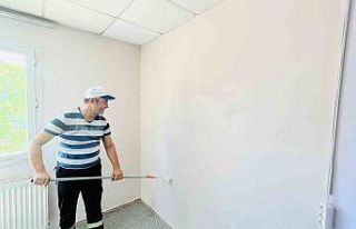 Öğrenciler yurtları yeni döneme hazırlanıyor