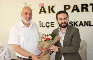 Oltu’da Gülcü görevi Uzun’a devretti