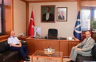 Orgeneral Kadıoğlu’ndan Rektör Erdal’a veda...