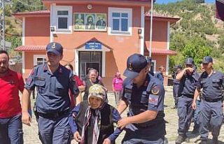 Ormanda kaybolan yaşlı kadın 20 saat sonra bulundu