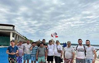 Özel ihtiyaç sahibi bireylerin deniz keyfi