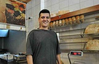 (ÖZEL) İndirimli ekmek kampanyası sayesinde satışı...