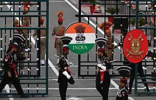 Pakistan’ın bağımsızlık gününde havaya ateş...