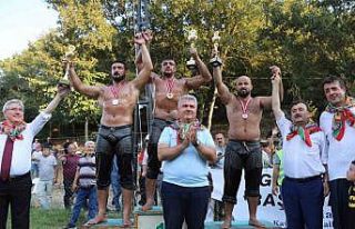 Pehlivanlar Kayapa’da kol bağladı