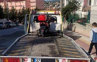 Polis ekiplerinden kasksız motosiklet kullanıcılarına...