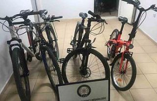 Polis ekiplerinin operasyonunda 5 çalıntı bisiklet...