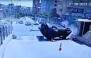 Polisin şehit olduğu kaza güvenlik kamerasında