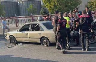 Polisten kaçan sürücü 11 araca çarptı, film...