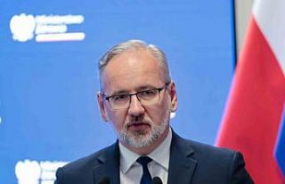 Polonya Sağlık Bakanı Niedzielski istifa etti