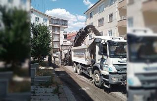 Pursaklar Belediyesi yolları yeniliyor