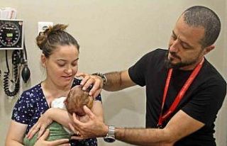 Pusetten düşüp kafatası kırılan 1 aylık bebek,...