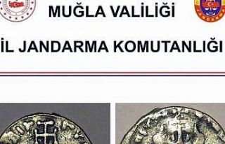 Roma dönemine ait madalyon ele geçirildi