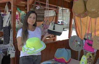 Sahilde görüp merak saldığı hasır kazanç kapısı...