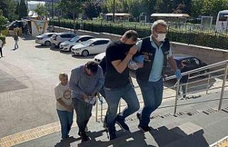 Sahte dekontla 700 bin lira dolandırmışlar