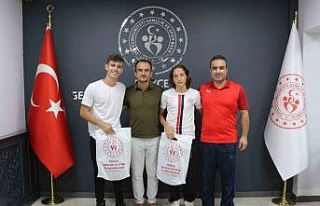 Şampiyonlar il müdürlüğünde