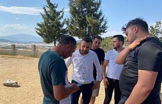 Sarıgöl’de 4 mahalleye halı saha yapılıyor