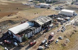 Savunma sanayi fabrikasında çıkan yangın söndürüldü