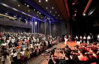 Şehitkamil Sanat Merkezi çocuk orkestrası ilk konserini...
