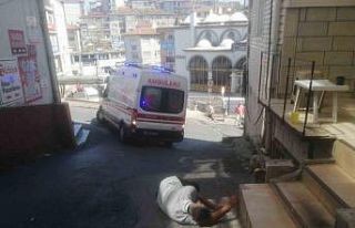 Sıcak nedeniyle baygınlık geçirdi