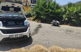 Sigortasız motosikletle kaza yapan ehliyetsiz sürücü...
