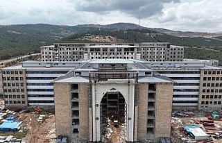 Sivas’ta bin 71 yatak kapasiteli hastane inşaatı...