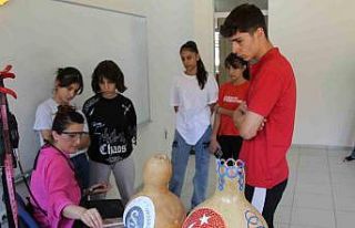 Su kabakları Şırnaklı kadınların ellerinde hayat...