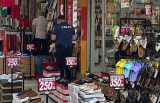 Tabancasını temizlerken kendini vurdu