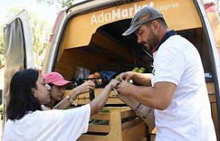 Tatilciler Adamarket ekspres aracını çok sevdi