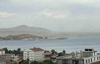 Tatvan’da toz fırtınası