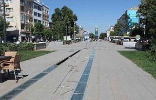 TCDD Hatboyu Yürüyüş Yolu’ndaki camlar yenileriyle...