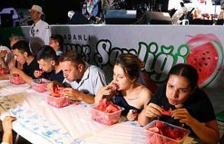 Tekirdağ’da karpuz yeme yarışması: 2 kilo karpuzu...