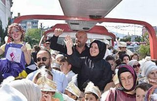 Tekkeköy’de sünnet şöleni: 250 çocuk sünnet...