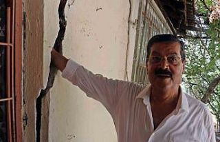 Temeli kayıp çatlayan evlerde korku içinde yaşıyorlar