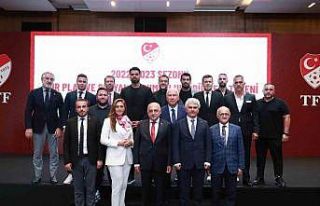 TFF Fair Play ve Sosyal Sorumluluk Ödülleri sahiplerini...