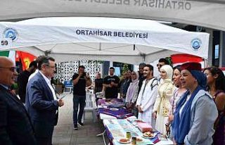 Trabzon’daki yabancı öğrencilerin Kültür Panayırı...