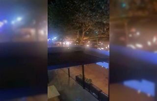 Trafiği kesip halaya durdular, sireni görünce böyle...