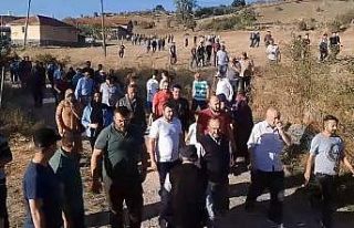 Trafik kazasında hayatını kaybeden genç son yolculuğuna...