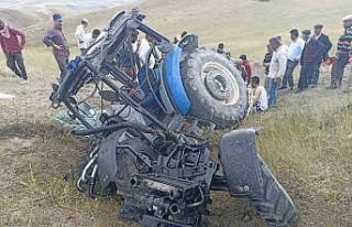 Traktör devrildi, yaralılar helikopterle hastaneye...