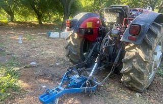 Traktörün altında kalan kayısı üreticisi hayatını...