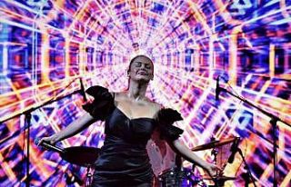 Turistler Azka’da müziğe doydu