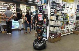 Türkiye’nin ilk yapay zekalı eczane teknisyeni...